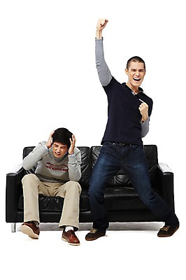 포토 JPG 스튜디오촬영 전신 외국인 해외기획촬영 라이프스타일 2011년태국 남자 맨라이프 포즈 의자 모션 실내 서기 누끼 사람 앉기 동양인 20대 성인 취미 두명 앞모습 친구 소파 경쟁 주먹 기쁨 우승 좌절 즐거움 패배 남자만 성인남자만 청년만 청년남자만 성인만 국내포토 감정 뷰포인트 가구 컨셉 관계 인종 청년 내부 생활 최고 파일형식