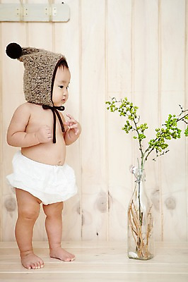 포토 JPG 스튜디오촬영 전신 식물 모자 응시 잡화 여자 어린이라이프 화분 실내 한명 서기 사람 동양인 귀여움 한국인 아기 즐거움 기저귀 여자만 여자한명만 아기만 여자아기만 여자아기한명만 국내포토 1 라이프스타일 시선 감정 어린이 컨셉 모션 인종 내부 아기용품 파일형식