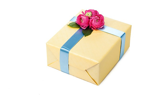 포토 JPG 스튜디오촬영 식물 기념일 꽃 여러송이 잎 포장 실내 선물포장 선물 누끼 이벤트 사람없음 장식 선물상자 상자 컬러풀 오브젝트 라넌큘러스 국내포토 컬러 다수 내부 파일형식