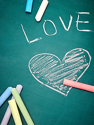 포토 JPG 스튜디오촬영 문자 알파벳 영어 백그라운드 실내 사랑 사람없음 초록색 단어 칠판 하트 그림 분필 색분필 국내포토 모양 감정 컬러 내부 초크 파일형식