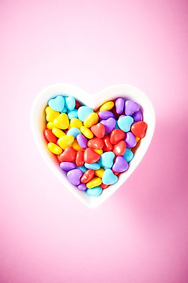 포토 JPG 스튜디오촬영 그릇 식기 음식 백그라운드 무늬 패턴 디저트 실내 사탕 사랑 사람없음 하이앵글 여러개 하트 군것질 국내포토 모양 감정 뷰포인트 다수 내부 파일형식