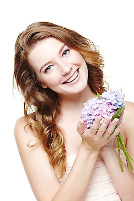 포토 JPG 스튜디오촬영 서양인 외국인 식물 백인 해외기획촬영 우먼라이프 라이프스타일 긴머리 원피스 여자 2011년태국 패션 꽃 꽃다발 포즈 실내 한명 서기 미소 웃음 들기 누끼 사람 상반신 20대 성인 앞모습 여름 튜브탑 튜브탑원피스 수국 의료성형뷰티 여자만 여자한명만 성인여자만 청년만 청년여자만 성인한명만 청년여자한명만 성인여자한명만 성인만 국내포토 1 헤어스타일 옷 계절 뷰포인트 상의 모션 표정 인종 청년 내부 생활 파일형식