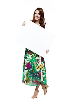 포토 JPG 스튜디오촬영 전신 서양인 외국인 백인 해외기획촬영 우먼라이프 라이프스타일 긴머리 배너 원피스 여자 2011년태국 패션 포즈 사각프레임 프레임 광고판 실내 한명 서기 미소 웃음 들기 누끼 사람 20대 성인 앞모습 여름 치마 샌들 알림 백지 튜브탑원피스 여자만 여자한명만 성인여자만 청년만 청년여자만 성인한명만 청년여자한명만 성인여자한명만 성인만 국내포토 1 헤어스타일 옷 계절 뷰포인트 신발 모션 하의 알림판 표정 인종 청년 내부 생활 사각형 판 파일형식