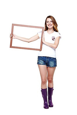 포토 JPG 스튜디오촬영 전신 서양인 외국인 백인 해외기획촬영 우먼라이프 라이프스타일 긴머리 잡화 여자 2011년태국 패션 포즈 액자 반바지 모션 프레임 실내 액자틀 사각틀 장화 한명 서기 미소 웃음 들기 누끼 사람 20대 성인 앞모습 캐주얼 여름 반팔티셔츠 사진틀 여자만 여자한명만 성인여자만 청년만 청년여자만 성인한명만 청년여자한명만 성인여자한명만 성인만 국내포토 1 헤어스타일 옷 계절 뷰포인트 신발 티셔츠 바지 표정 틀 인종 청년 내부 생활 사각형 파일형식