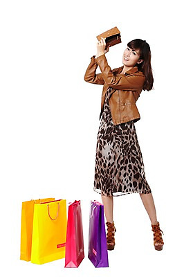 포토 JPG 스튜디오촬영 전신 외국인 해외기획촬영 우먼라이프 라이프스타일 긴머리 잡화 원피스 여자 패션 행복 2011년중국 실내 한명 서기 미소 웃음 들기 누끼 사람 동양인 20대 성인 앞모습 쇼핑 장보기 치마 쇼핑백 중국인 재킷 가을 계산 지갑 하이힐 결제 가죽자켓 킬힐 충동구매 과소비 여자만 여자한명만 성인여자만 청년만 청년여자만 성인한명만 청년여자한명만 성인여자한명만 성인만 국내포토 1 헤어스타일 옷 계절 감정 구두 뷰포인트 가방 모션 하의 표정 인종 청년 내부 생활 외투 소비 여성화 파일형식