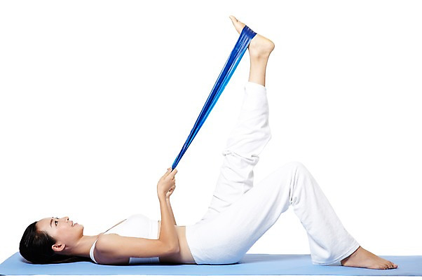 포토 JPG 스튜디오촬영 전신 외국인 해외기획촬영 우먼라이프 라이프스타일 여자 포즈 몸매관리 다이어트 2011년중국 맨발 실내 건강 한명 누끼 사람 동양인 20대 성인 옆모습 운동복 민소매 눕기 운동 중국인 건강관리 헬스 힘 매트 고무줄 당기기 목표 탱크톱 웨이트트레이닝 열정 근력 포니테일 다리들기 묶은머리 튜빙밴드 하체운동 의료성형뷰티 여자만 여자한명만 성인여자만 청년만 청년여자만 성인한명만 청년여자한명만 성인여자한명만 성인만 국내포토 1 헤어스타일 옷 감정 뷰포인트 컨셉 상의 모션 발 관리 인종 청년 내부 생활 파일형식