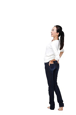 포토 JPG 스튜디오촬영 전신 외국인 해외기획촬영 우먼라이프 라이프스타일 긴머리 여자 포즈 2011년중국 모션 맨발 실내 한명 서기 미소 웃음 누끼 사람 동양인 20대 성인 옆모습 캐주얼 중국인 청바지 포니테일 묶은머리 여자만 여자한명만 성인여자만 청년만 청년여자만 성인한명만 청년여자한명만 성인여자한명만 성인만 국내포토 1 헤어스타일 옷 뷰포인트 바지 발 표정 인종 청년 내부 생활 파일형식