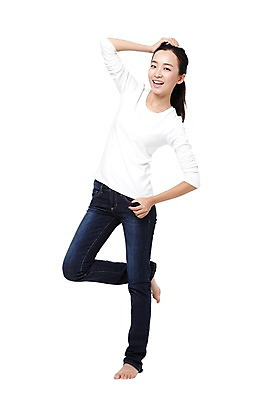 포토 JPG 스튜디오촬영 전신 외국인 해외기획촬영 우먼라이프 라이프스타일 여자 포즈 2011년중국 모션 맨발 실내 한명 서기 미소 웃음 누끼 사람 동양인 20대 성인 앞모습 캐주얼 중국인 청바지 여자만 여자한명만 성인여자만 청년만 청년여자만 성인한명만 청년여자한명만 성인여자한명만 성인만 국내포토 1 옷 뷰포인트 바지 발 표정 인종 청년 내부 생활 파일형식