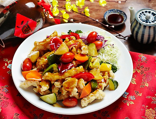 포토 JPG 식물 그릇 식기 접시 꽃 음식 외국문화 토마토 채소 과일 방울토마토 식탁 탁자 주전자 술병 피망 오이 중국문화 실내 육류 요리 사람없음 장식 중식 식당 식사 당근 샐러드 식탁보 병 개나리 파인애플 양배추 간장 종지 탕수육 중국집 양배추샐러드 국내포토 동양문화 문화 가구 식재료 주방용품 병_용기 뿌리채소 주류 내부 상점 양념 열대과일 파일형식