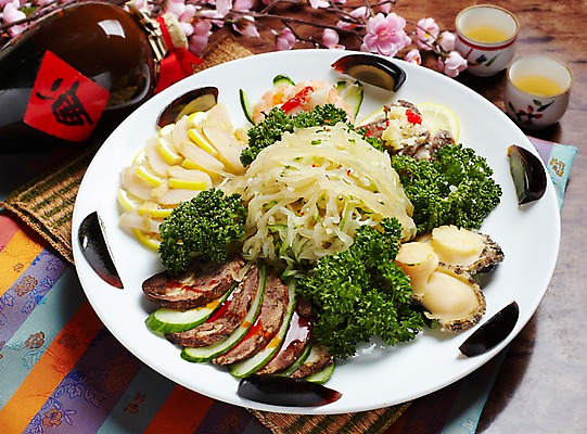 포토 JPG 식물 그릇 식기 접시 꽃 음식 외국문화 채소 식탁 탁자 오이 잔 새우 중국문화 실내 파슬리 요리 사람없음 장식 컵 중식 식당 식사 해물요리 식탁보 차 찻잔 해산물 매화 전복 해파리 중국집 관자 냉채 소장육 오리알 육품냉채 특냉채 국내포토 동양문화 문화 음료 가구 어패류 갑각류 내부 상점 알 자포동물 파일형식