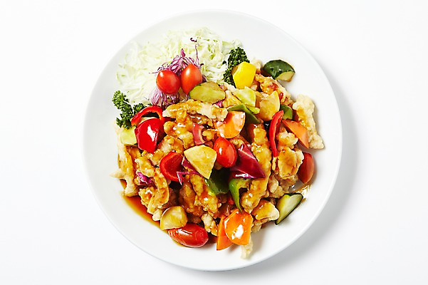 포토 JPG 그릇 식기 접시 음식 외국문화 토마토 채소 과일 방울토마토 피망 오이 중국문화 실내 육류 요리 사람없음 장식 중식 식사 당근 샐러드 파인애플 양배추 탕수육 양배추샐러드 국내포토 동양문화 문화 식재료 뿌리채소 내부 열대과일 파일형식