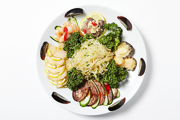 포토 JPG 그릇 식기 접시 음식 외국문화 채소 오이 새우 중국문화 실내 파슬리 요리 사람없음 장식 중식 식사 해물요리 해산물 전복 해파리 관자 냉채 소장육 오리알 육품냉채 특냉채 국내포토 동양문화 문화 어패류 갑각류 내부 알 자포동물 파일형식