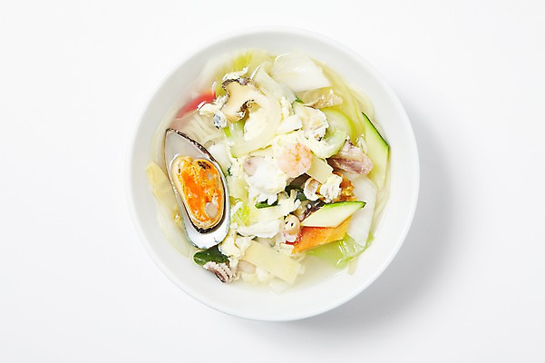 포토 JPG 그릇 식기 음식 외국문화 조개 중국문화 실내 요리 사람없음 중식 식사 해물요리 면류 면 해산물 오징어 국물 삼선우동 국내포토 동양문화 문화 어패류 연체동물 내부 수중동물 우동 파일형식