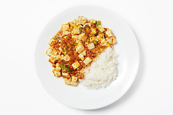 포토 JPG 그릇 식기 음식 외국문화 콩 중국문화 실내 옥수수 요리 사람없음 중식 식당 식사 완두콩 덮밥 두부 중국집 마파두부 마파두부밥 국내포토 동양문화 문화 밥 곡류 내부 상점 파일형식