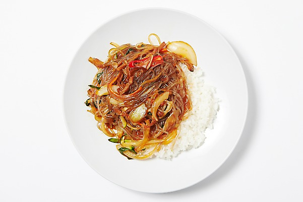 포토 JPG 그릇 식기 음식 외국문화 중국문화 실내 요리 사람없음 중식 식당 식사 면류 면 덮밥 중국집 잡채 잡채덮밥 잡채밥 국내포토 동양문화 문화 밥 내부 상점 파일형식