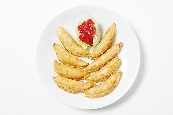 포토 JPG 그릇 식기 접시 음식 외국문화 중국문화 실내 요리 사람없음 장식 중식 식당 식사 샐러드 양상추 케첩 만두 중국집 군만두 양상추샐러드 튀김만두 국내포토 동양문화 문화 채소 내부 상점 튀김 소스_음식 파일형식