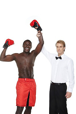 포토 JPG 스튜디오촬영 서양인 외국인 백인 해외기획촬영 2011년태국 남자 스포츠 포즈 장갑 흑인 모션 운동선수 실내 서기 미소 웃음 누끼 사람 정장 경기 20대 성인 두명 앞모습 운동복 운동 손들기 권투 기쁨 글러브 글로브 우승 권투글러브 심판 권투선수 레게머리 열정 판결 남자만 성인남자만 청년만 청년남자만 성인만 국내포토 헤어스타일 잡화 옷 감정 스포츠용품 뷰포인트 표정 건강 인종 청년 내부 격투기 최고 파일형식