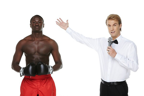 포토 JPG 스튜디오촬영 서양인 외국인 백인 해외기획촬영 2011년태국 남자 스포츠 포즈 장갑 흑인 모션 운동선수 안내 실내 서기 누끼 사람 정장 경기 20대 성인 두명 앞모습 운동복 운동 권투 글러브 글로브 권투글러브 심판 권투선수 레게머리 마이크 열정 남자만 성인남자만 청년만 청년남자만 성인만 국내포토 헤어스타일 잡화 옷 감정 스포츠용품 뷰포인트 음향기기 건강 인종 청년 내부 격투기 파일형식