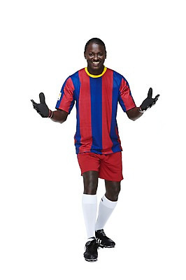 포토 JPG 스튜디오촬영 전신 서양인 외국인 해외기획촬영 2011년태국 남자 스포츠 포즈 장갑 흑인 유니폼 모션 축구선수 운동선수 실내 한명 서기 미소 웃음 누끼 사람 경기 20대 성인 앞모습 운동 축구 레게머리 열정 축구화 축구경기 골키퍼 바르셀로나 남자만 남자한명만 성인남자만 청년만 청년남자만 청년남자한명만 성인한명만 성인남자한명만 성인만 국내포토 1 헤어스타일 잡화 옷 감정 뷰포인트 운동화 축구용품 표정 건강 인종 청년 내부 구기 스페인 파일형식