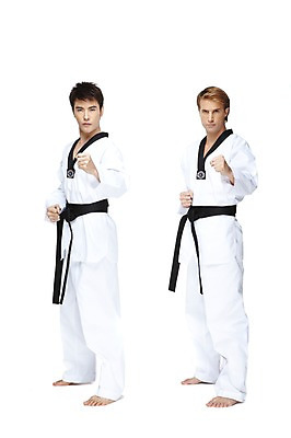 포토 JPG 스튜디오촬영 전신 서양인 외국인 백인 해외기획촬영 2011년태국 남자 스포츠 포즈 모션 맨발 운동선수 실내 도복 서기 누끼 사람 동양인 경기 20대 성인 두명 앞모습 운동 주먹 태권도 태권도복 열정 태권도선수 남자만 성인남자만 청년만 청년남자만 성인만 국내포토 옷 감정 뷰포인트 발 건강 인종 청년 내부 격투기 파일형식