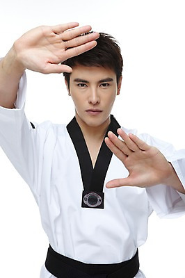 포토 JPG 스튜디오촬영 외국인 해외기획촬영 2011년태국 남자 스포츠 포즈 모션 운동선수 실내 도복 한명 누끼 사람 동양인 손짓 경기 상반신 20대 성인 앞모습 운동 태권도 태권도복 열정 태권도선수 남자만 남자한명만 성인남자만 청년만 청년남자만 청년남자한명만 성인한명만 성인남자한명만 성인만 국내포토 1 옷 감정 뷰포인트 건강 인종 청년 내부 격투기 파일형식