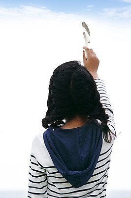 포토 JPG 주간 구름 여자 어린이 바다 포즈 모션 페인팅 양갈래머리 하늘 한국 땋은머리 한명 들기 사람 동양인 소녀 상반신 해변 야외 뒷모습 10대 제주도 한국인 붓 색칠 칠 페인트칠 상쾌 함덕해수욕장 페인트붓 여자만 여자한명만 소녀만 국내포토 자연요소 1 헤어스타일 감정 아시아 뷰포인트 청소년 인종 해수욕장 함덕 어린이만 파일형식