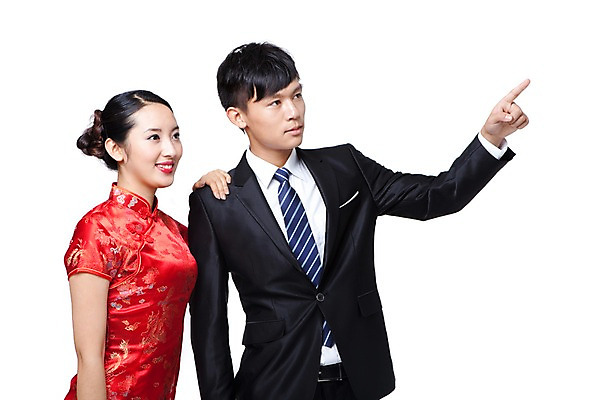 포토 JPG 스튜디오촬영 외국인 해외기획촬영 전통 라이프스타일 응시 여자 남자 전통문화 문화 비즈니스 2011년중국 모션 중국문화 실내 미소 웃음 누끼 사람 동양인 정장 손짓 상반신 20대 성인 두명 중국인 중국 가리킴 비즈니스맨 체험 전통의상 치파오 중국전통 청년만 성인만 국내포토 동양문화 시선 옷 아시아 외국문화 컨셉 표정 인종 청년 내부 생활 직장인 파일형식