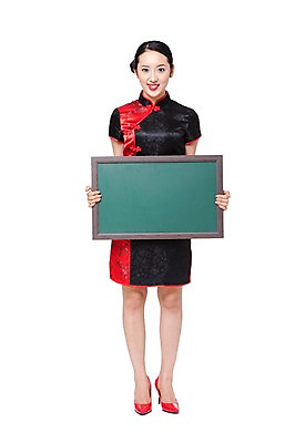 포토 JPG 스튜디오촬영 전신 외국인 해외기획촬영 전통 여자 교육 전통문화 문화 구두 2011년중국 중국문화 실내 한명 서기 들기 누끼 사람 동양인 20대 성인 앞모습 빨간색 중국인 칠판 중국 체험 하이힐 전통의상 치파오 중국전통 여자만 여자한명만 성인여자만 청년만 청년여자만 성인한명만 청년여자한명만 성인여자한명만 성인만 국내포토 1 동양문화 아시아 뷰포인트 컬러 외국문화 신발 컨셉 모션 인종 청년 내부 여성화 파일형식