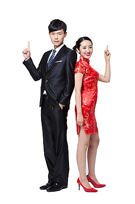 포토 JPG 스튜디오촬영 전신 외국인 해외기획촬영 전통 라이프스타일 여자 남자 전통문화 문화 구두 비즈니스 2011년중국 모션 중국문화 실내 서기 미소 웃음 누끼 사람 동양인 정장 손짓 20대 성인 두명 옆모습 빨간색 중국인 중국 등맞대기 가리킴 비즈니스맨 체험 하이힐 전통의상 치파오 중국전통 청년만 성인만 국내포토 동양문화 옷 아시아 뷰포인트 컬러 외국문화 신발 컨셉 표정 인종 청년 내부 생활 직장인 여성화 파일형식
