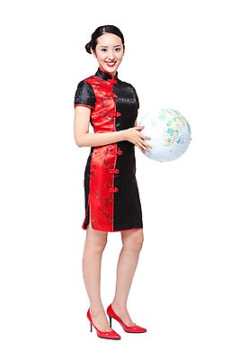 포토 JPG 스튜디오촬영 전신 외국인 해외기획촬영 전통 여자 전통문화 문화 구두 2011년중국 중국문화 실내 한명 서기 미소 웃음 들기 누끼 사람 동양인 20대 성인 빨간색 세계 글로벌 중국인 지구본 중국 체험 하이힐 전통의상 치파오 중국전통 여자만 여자한명만 성인여자만 청년만 청년여자만 성인한명만 청년여자한명만 성인여자한명만 성인만 국내포토 1 동양문화 아시아 컬러 외국문화 신발 컨셉 모션 표정 인종 청년 내부 여성화 파일형식