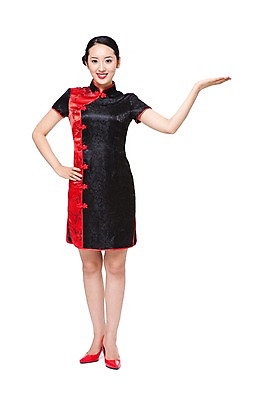 포토 JPG 스튜디오촬영 전신 외국인 해외기획촬영 전통 라이프스타일 여자 전통문화 문화 구두 허리손 포즈 2011년중국 모션 중국문화 안내 실내 한명 서기 미소 웃음 누끼 사람 동양인 손짓 20대 성인 앞모습 빨간색 중국인 중국 체험 하이힐 전통의상 치파오 알림 중국전통 여자만 여자한명만 성인여자만 청년만 청년여자만 성인한명만 청년여자한명만 성인여자한명만 성인만 국내포토 1 동양문화 아시아 뷰포인트 컬러 외국문화 신발 컨셉 표정 인종 청년 내부 생활 여성화 파일형식