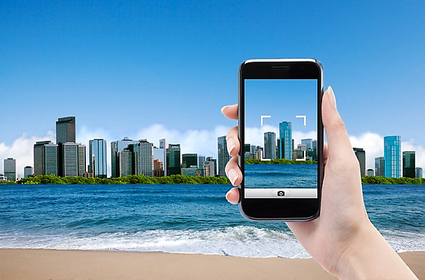 PSD 나무 식물 구름 편집이미지 손 모래 바다 하늘 모바일 무선통신 한명 사람 손짓 빌딩 해변 건물 신체부위 스마트폰 핸드폰 모래사장 사진촬영 촬영 통신기기 전화기 이미지편집 자연요소 1 건축물 통신 모션 전자제품 스마트기기 기계 파일형식