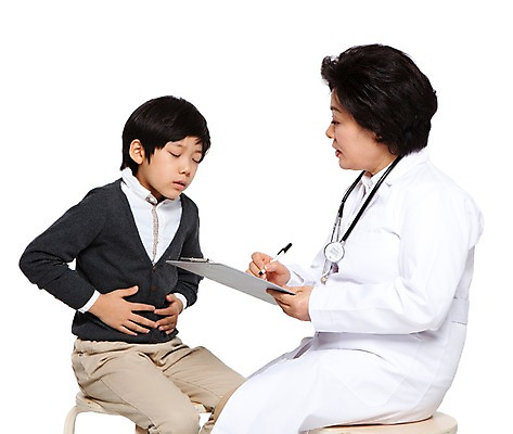 포토 JPG 직업 라이프스타일 여자 노년 남자 할머니 어린이 의자 청진기 병원 들기 누끼 사람 앉기 동양인 소년 성인 두명 옆모습 치료 펜 진료 고통 한국인 환자 의료진 의사 기록 가운 의사가운 보호 60대 질병 복지 검사_조사 여의사 소아과 복통 서류판 국내포토 옷 감정 뷰포인트 가구 컨셉 의학 의료기기 모션 인종 생활 필기구 사무용품 사회이슈 파일형식