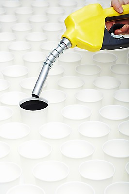 포토 JPG 스튜디오촬영 손 백그라운드 실내 한명 들기 신체부위 자연보호 환경 그린캠페인 여러개 재활용 에너지 환경오염 오염 보호 종이컵 사회이슈 환경보전 일렬 주유기 주유 국내포토 1 캠페인 다수 컨셉 모션 자연 사람 내부 컵 기계 일회용 친환경 파일형식