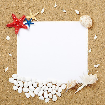 포토 JPG 스튜디오촬영 배너 계절 종이 모래 백그라운드 컨셉 조개 불가사리 사각프레임 프레임 광고판 알림판 실내 틀 해변 사람없음 여름 모래사장 돌_바위 조약돌 메모지 조개껍데기 알림 국내포토 바다 어패류 극피동물 내부 사각형 사무용품 판 파일형식
