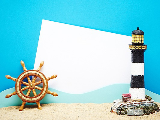 포토 JPG 스튜디오촬영 배너 종이 모래 바다 백그라운드 컨셉 열쇠 조개 사각프레임 프레임 등대 광고판 알림판 실내 틀 사람없음 모래사장 흰색 메모지 알림 키_배핸들 국내포토 컬러 어패류 내부 사각형 사무용품 핸들 판 파일형식