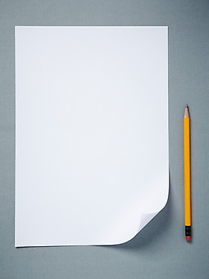 포토 JPG 스튜디오촬영 배너 종이 컬러 백그라운드 컨셉 사각프레임 프레임 광고판 알림판 실내 틀 사람없음 필기구 연필 흰색 메모지 알림 말린_둥글게 국내포토 문구용품 학용품 내부 사각형 사무용품 판 파일형식