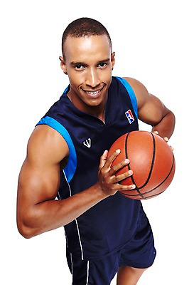 포토 JPG 스튜디오촬영 서양인 외국인 해외기획촬영 라이프스타일 2012년태국 남자 스포츠 맨라이프 흑인 공 운동선수 농구 농구공 실내 한명 서기 미소 웃음 들기 누끼 사람 20대 성인 앞모습 운동복 하이앵글 운동 우승 농구선수 열정 남자만 남자한명만 성인남자만 청년만 청년남자만 청년남자한명만 성인한명만 성인남자한명만 성인만 국내포토 1 옷 감정 뷰포인트 모션 표정 건강 인종 청년 내부 생활 구기 최고 파일형식