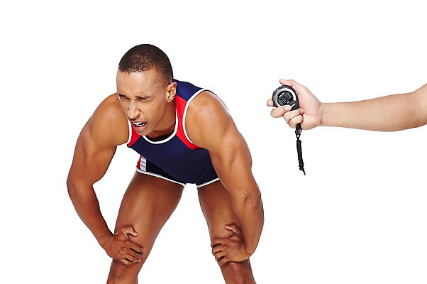 포토 JPG 스튜디오촬영 서양인 외국인 해외기획촬영 라이프스타일 손 2012년태국 남자 스포츠 맨라이프 흑인 운동선수 실내 피곤 숙이기 서기 들기 누끼 사람 20대 성인 두명 앞모습 신체부위 운동복 달리기 운동 육상스포츠 측정 열정 육상선수 초시계 청년만 성인만 국내포토 옷 감정 뷰포인트 시계 포즈 컨셉 모션 건강 인종 청년 내부 생활 파일형식