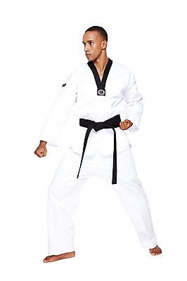 포토 JPG 스튜디오촬영 전신 서양인 외국인 해외기획촬영 라이프스타일 2012년태국 남자 스포츠 맨라이프 포즈 흑인 맨발 운동선수 실내 도복 한명 서기 누끼 사람 20대 성인 옆모습 운동복 운동 주먹 태권도 태권도복 열정 태권도선수 검은띠 남자만 남자한명만 성인남자만 청년만 청년남자만 청년남자한명만 성인한명만 성인남자한명만 성인만 국내포토 1 옷 감정 스포츠용품 뷰포인트 모션 발 건강 인종 청년 내부 생활 격투기 끈 파일형식