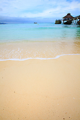 포토 JPG 주간 해외풍경 해외 건축물 계절 아시아 물결 파도 바다 섬 여행 휴가 열대 필리핀 풍경 해변 사람없음 야외 건물 여름 여름휴가 바캉스 모래사장 동남아시아 보트 해수욕장 언덕 휴양지 전망대 보라카이 가교 선박 국내포토 자연요소 건축 나라 수상교통 배_교통 장소 파일형식 여름_계절