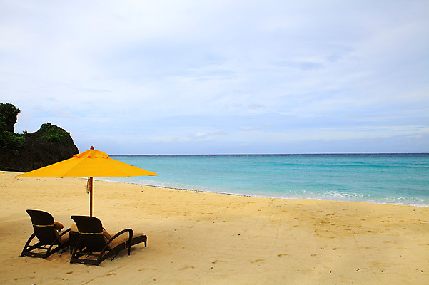 포토 JPG 주간 구름 해외풍경 해외 계절 아시아 물결 파도 바다 섬 여행 하늘 휴가 열대 필리핀 풍경 해변 사람없음 야외 여름 여름휴가 바캉스 모래사장 동남아시아 파라솔 해수욕장 휴양지 선베드 보라카이 국내포토 자연요소 나라 의자 장소 파일형식 여름_계절