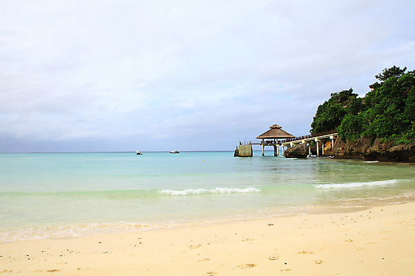 포토 JPG 주간 나무 식물 해외풍경 해외 건축물 계절 아시아 물결 파도 바다 섬 여행 휴가 열대 필리핀 풍경 해변 사람없음 야외 건물 여름 여름휴가 바캉스 모래사장 동남아시아 보트 발자국 해수욕장 언덕 휴양지 전망대 보라카이 가교 선박 국내포토 자연요소 건축 나라 수상교통 배_교통 자국 장소 파일형식 여름_계절
