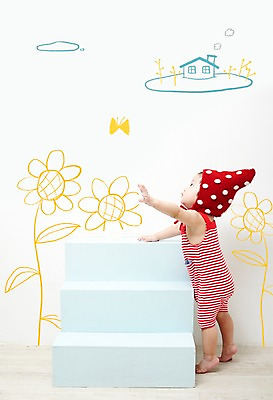 전신 PSD 식물 동물 구름 편집이미지 모자 남자 꽃 나비 곤충 포토일러 해바라기 주택 합성일러스트 한명 서기 사람 동양인 옆모습 계단 고깔모자 한국인 아기 남자만 남자한명만 아기만 남자아기만 남자아기한명만 이미지편집 자연요소 모자_잡화 1 잡화 뷰포인트 모션 인종 건물 파일형식