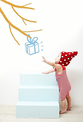 전신 PSD 나무 편집이미지 모자 남자 포토일러 합성일러스트 선물 한명 서기 사람 동양인 옆모습 선물상자 상자 계단 고깔모자 한국인 아기 남자만 남자한명만 아기만 남자아기만 남자아기한명만 이미지편집 식물 모자_잡화 1 잡화 뷰포인트 모션 인종 파일형식