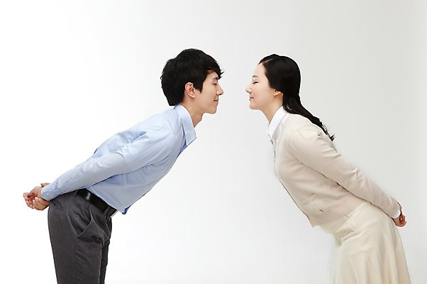 포토 JPG 스튜디오촬영 라이프스타일 부부 커플 여자 남자 한쌍 커플라이프 포즈 신혼부부 모션 실내 숙이기 서기 누끼 사람 동양인 20대 성인 두명 옆모습 마주보기 눈감음 한국인 뒷짐 신혼 청년만 성인만 국내포토 뷰포인트 관계 인종 청년 내부 생활 파일형식