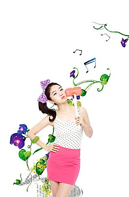 PSD 식물 편집이미지 긴머리 옷 여자 패션 꽃 리본 음악 포즈 잎 음표 팔찌 모션 한명 서기 들기 사람 동양인 손짓 20대 성인 앞모습 청춘 치마 민소매 장난감 놀이용품 한국인 풀 추억 망치 복고 디스코 묶은머리 뿅망치 여자만 여자한명만 성인여자만 청년만 청년여자만 성인한명만 청년여자한명만 성인여자한명만 성인만 이미지편집 1 헤어스타일 기호 뷰포인트 컨셉 상의 장신구 하의 문화예술 인종 청년 공구 춤 오브젝트 파일형식