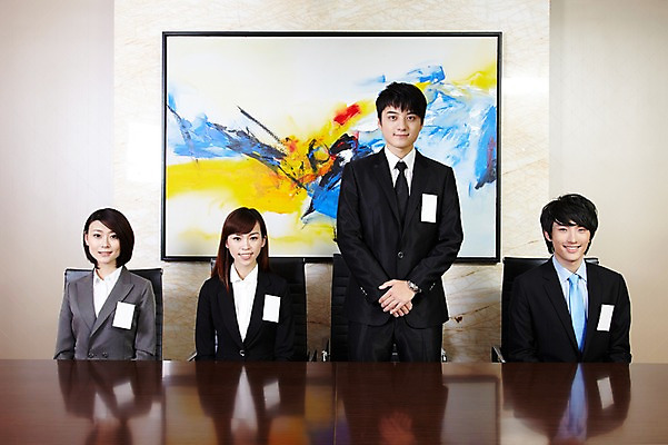 포토 JPG 외국인 해외기획촬영 직업 라이프스타일 여자 남자 액자 의자 비즈니스 2011년중국 탁자 실내 서기 미소 웃음 사람 앉기 동양인 정장 여러명 상반신 20대 성인 앞모습 비즈니스라이프 사무실 중국인 중국 구직 직장인 비즈니스맨 비즈니스우먼 목표 계획 이름표 청도 회의실 신입사원 면접 열정 미팅룸 청년만 성인만 국내포토 옷 감정 아시아 뷰포인트 가구 다수 컨셉 모션 표정 인종 청년 내부 생활 파일형식