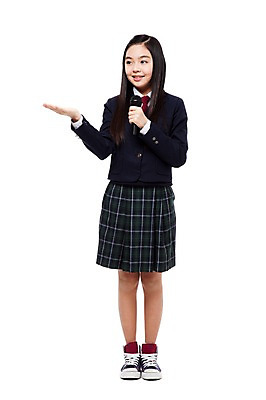 포토 JPG 스튜디오촬영 전신 학생 라이프스타일 긴머리 응시 여학생 여자 교복 운동화 모션 중학생 청소년 안내 실내 한명 서기 미소 웃음 들기 누끼 사람 동양인 손짓 앞모습 10대 스쿨라이프 십대라이프스타일 한국인 발표 강의 스니커즈 마이크 여중생 진행 여자만 여자한명만 십대만 십대여자만 십대여자한명만 국내포토 1 헤어스타일 시선 옷 뷰포인트 음향기기 신발 학교 표정 인종 내부 생활 파일형식