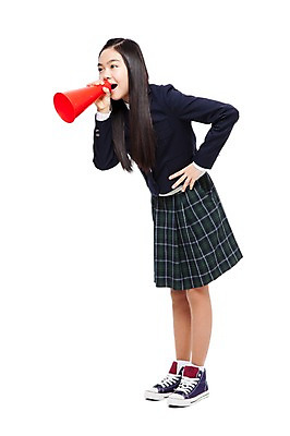 포토 JPG 스튜디오촬영 전신 학생 라이프스타일 긴머리 응시 여학생 여자 교복 허리손 운동화 응원 모션 중학생 청소년 실내 숙이기 한명 서기 들기 누끼 사람 동양인 옆모습 10대 스쿨라이프 십대라이프스타일 확성기 외침 한국인 응원용품 스니커즈 여중생 응원나팔 여자만 여자한명만 십대만 십대여자만 십대여자한명만 국내포토 1 헤어스타일 시선 옷 뷰포인트 포즈 신발 학교 인종 내부 생활 소리 오브젝트 파일형식